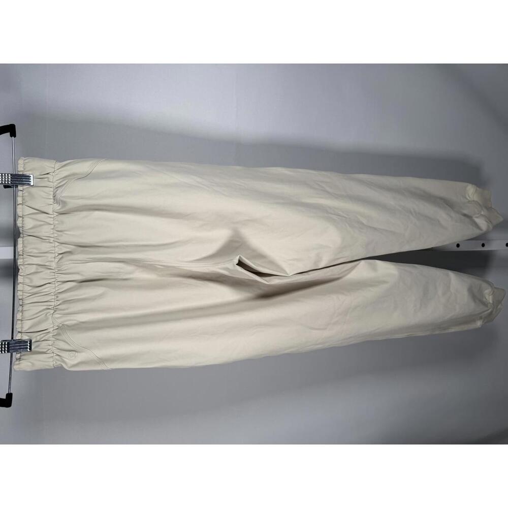 Lululemon Stretch Luxtreme High-Rise Jogger, Size 4 - Picture 6 of 11